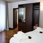 Gemini Konukevi 4*